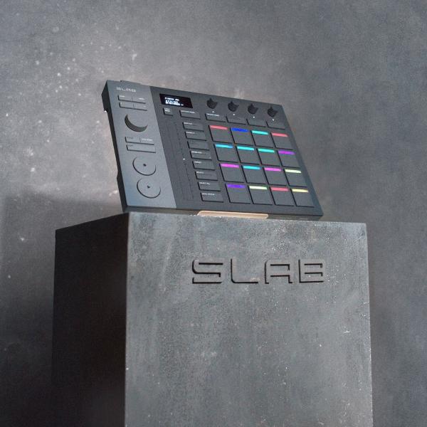 AlphaTheta SLAB Music Production Controller for Serato