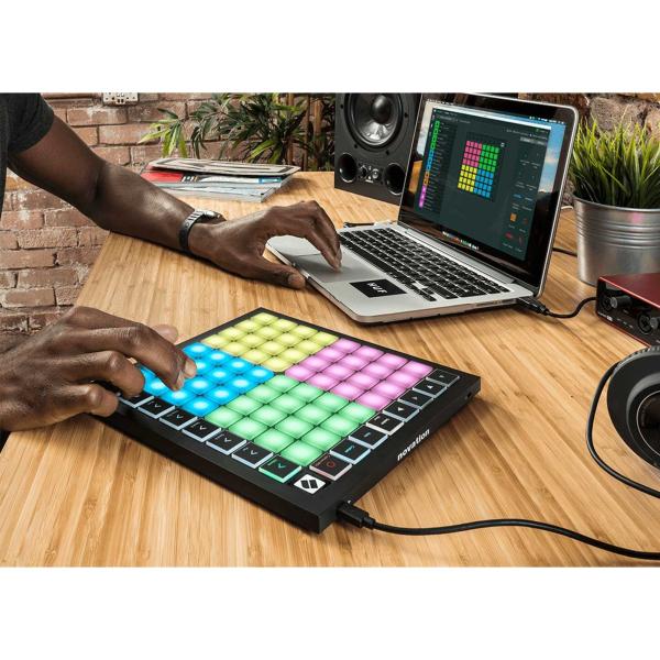 Novation Launchpad MK2 USB/MIDI Grid Controller | IDJNOW