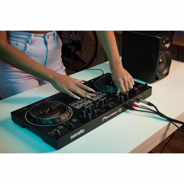 Pioneer DJ DDJ-REV1 with PartyBox Rave8 Speakers | IDJNOW