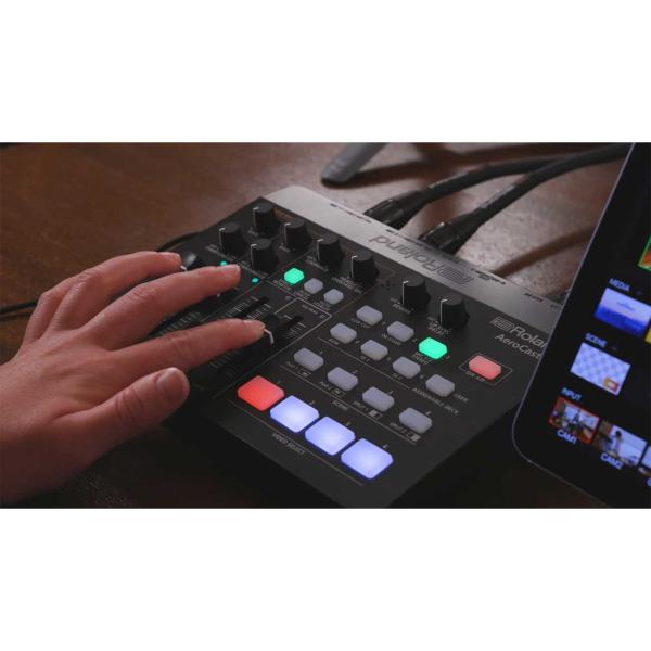 Roland AeroCaster VRC-01 A/V Switching System | IDJNOW
