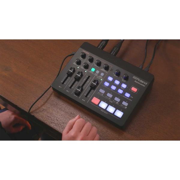 Roland AeroCaster VRC-01 A/V Switching System | IDJNOW