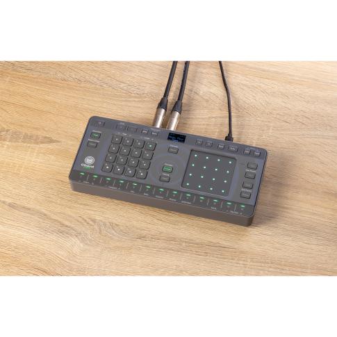 AlphaTheta CHORDCAT 8-Track Groovebox Controller