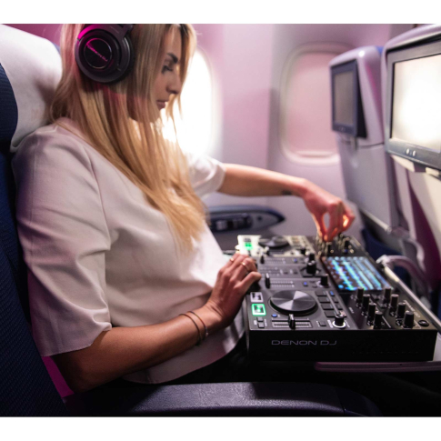 Denon DJ PRIME GO 2-Deck Rechargeable DJ Console with 7" Touchscreen Plane