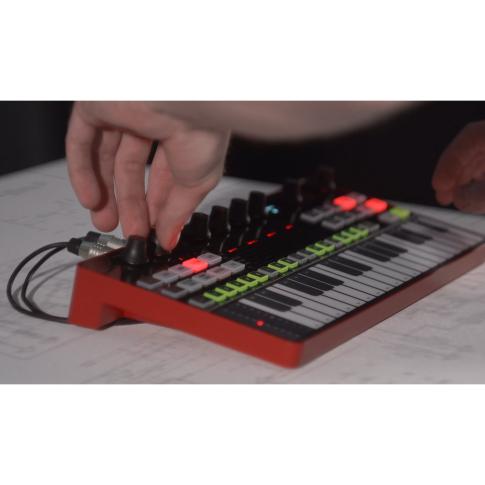 DTM・DAW UNO Synth Pro Desktop/ IK Multimedia IK Multimedia UNO Synth Pro Desktop | Music & Arts