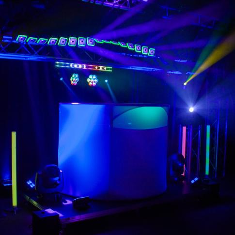 JMAZ Lighting JZ5010 Command Booth Adjustable Frame DJ Booth