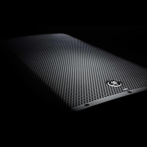 Mackie Thump15BST 1300W 15 inch Advanced Powered Loudspeaker Grille Emphasis Angle View