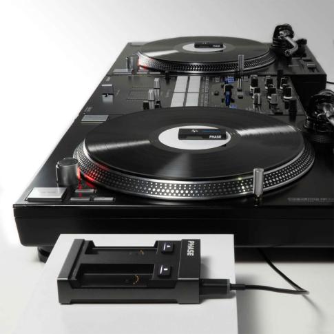 Technics SL-1200MK7 Turntables with Phase Essential | IDJNOW
