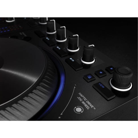 NI Traktor Kontrol S4 MK3 with Odyssey Black Case & Light