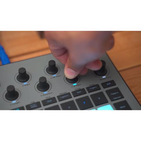 Novation Circuit Rhythm Beat Sampler Groovebox | IDJNOW