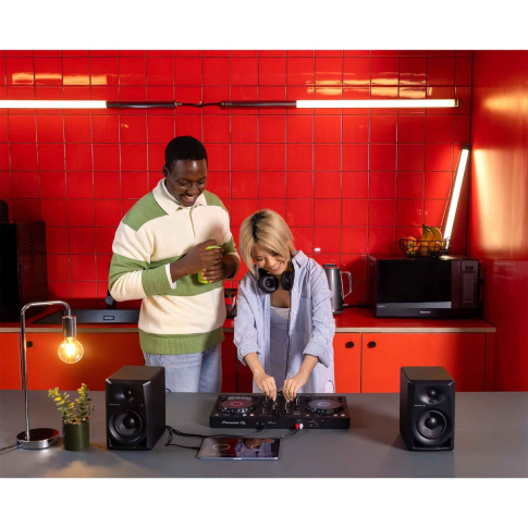 Pioneer DDJ-FLX4 2-Channel DJ Controller for Rekordbox & Serato DJ Lite Kitchen 2