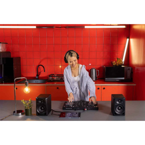 Pioneer DDJ-FLX4 2-Channel DJ Controller for Rekordbox & Serato DJ Lite Kitchen