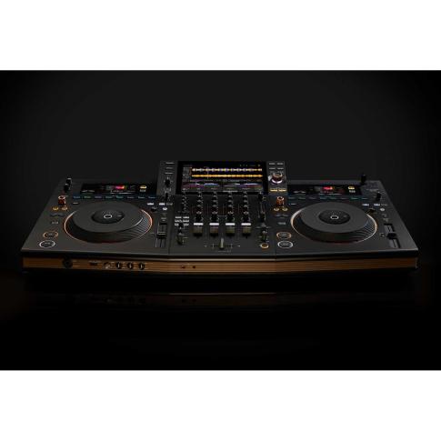 Pioneer OPUS-QUAD 4-Channel All-in-One Rekordbox Serato DJ Controller System Black Tilt 2