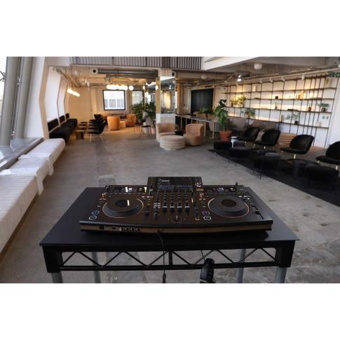 Pioneer OPUS-QUAD 4-Channel All-in-One Rekordbox Serato DJ Controller System Hallway