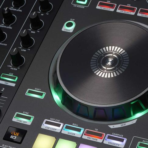 Roland DJ-505 Serato DJ Pro Controller Review And Video
