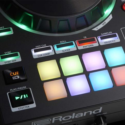 Roland DJ-505 DJ Controller Pads Section Closeup