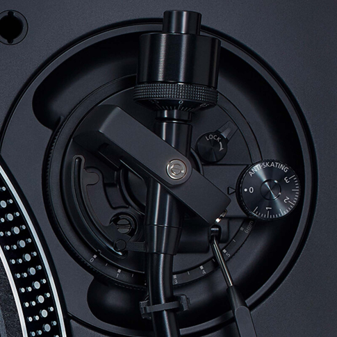 d*y様 送料込★DJセット Technics,SCRATCH LIVE,PCス 2x Technics SL-1200MK7 Turntables & Numark Scratch | IDJNOW