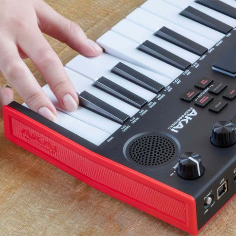 Akai Professional MPK Mini Play MK3 Standalone Mini Keyboard Lifestyle 10