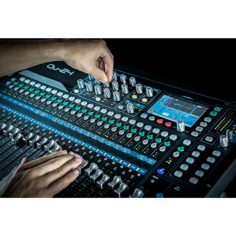 Allen & Heath QU-24 24 Channel 30 IN / 24 OUT Digital Mixer Mixing