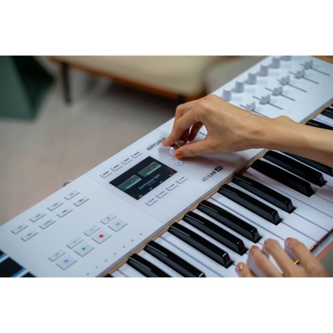 Arturia KeyLab 49 mk3 49-Key MIDI Keyboard Controller in White Hands
