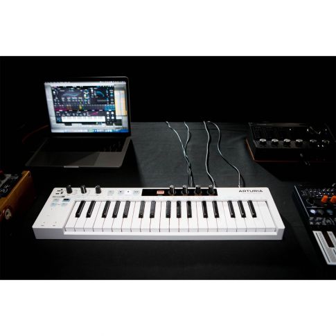 Arturia KEYSTEP-37 Keyboard Controller & Sequencer Laptop Front