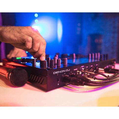 Denon DJ PRIME GO 2-Deck Rechargeable DJ Console with 7" Touchscreen Knob
