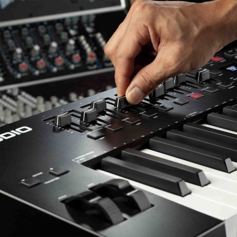 M-Audio Oxygen Pro 61 61-Key USB MIDI Performance Keyboard Controller Arp