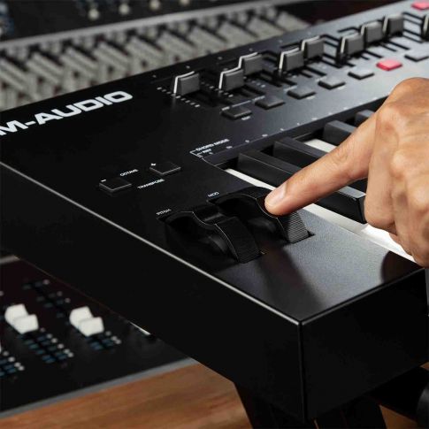 M-Audio Oxygen Pro 61 61-Key USB MIDI Performance Keyboard Controller Video