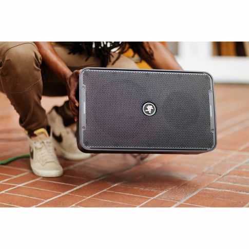 Mackie ShowBox Battery Powered All-In-One Performance Rig Floor