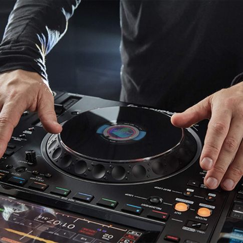 Pioneer DJ CDJ-3000 Flagship Pro-DJ Multi Player Hand 2