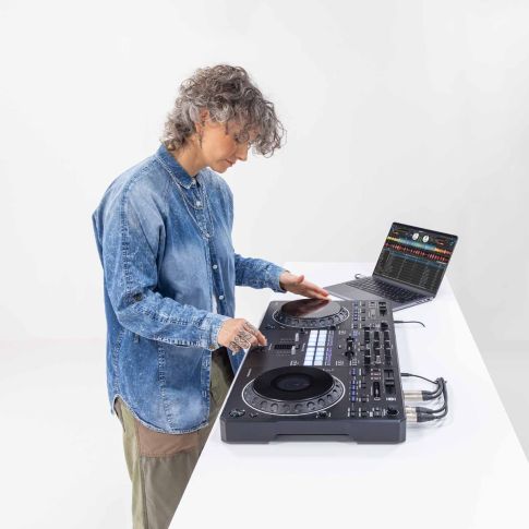 Pioneer DJ DDJ-REV5 DJ Controller | IDJNOW Pioneer DJ DDJ-REV5 DJ Controller | IDJNOW