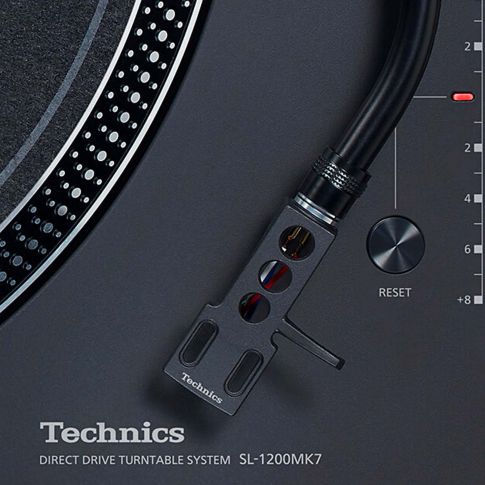 2) Technics SL-1200MK7 with DJM-S11 Mixer & Cases | IDJNOW 2) Technics SL-1200MK7 with DJM-S11 Mixer & Cases | IDJNOW