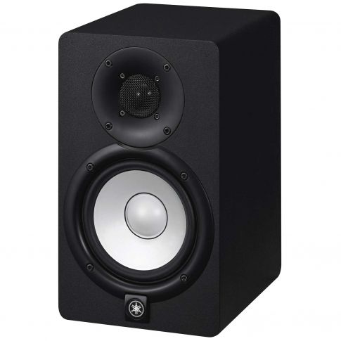 Yamaha HS5 5" Two-Way Bass-Reflex Bi-Amplified Nearfield Powered Studio Monitor Left Angle
