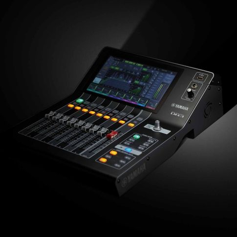 Yamaha Pro Audio DM3-D 22-Channel Ultracompact Digital Mixer Cover