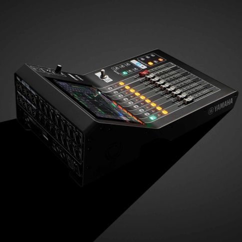 Yamaha Pro Audio DM3-D 22-Channel Ultracompact Digital Mixer Shadow