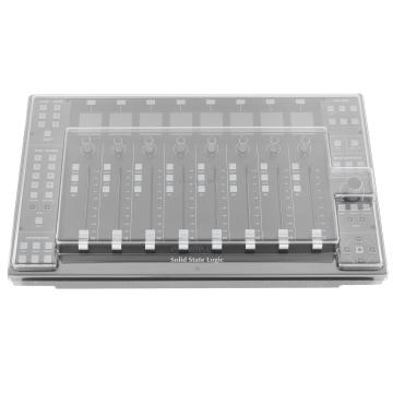 Moog Subsequent 25 デッキセイバーのカバー付き Moog Subsequent 25 / Sub Phatty cover (Soft-fit) - Decksaver